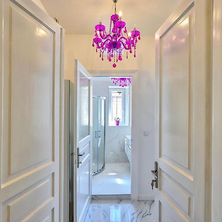 Апартаменты Collins Amethyst Center Пула Экстерьер фото